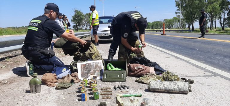 La pareja detenida por transportar munición de guerra fue formalizada y quedaron en libertad: “Ellos dicen que desconocían el contenido de la mochila”