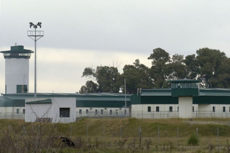 Inversión tecnológica: destinan mil millones de pesos para mejorar el acceso a Internet en las cárceles