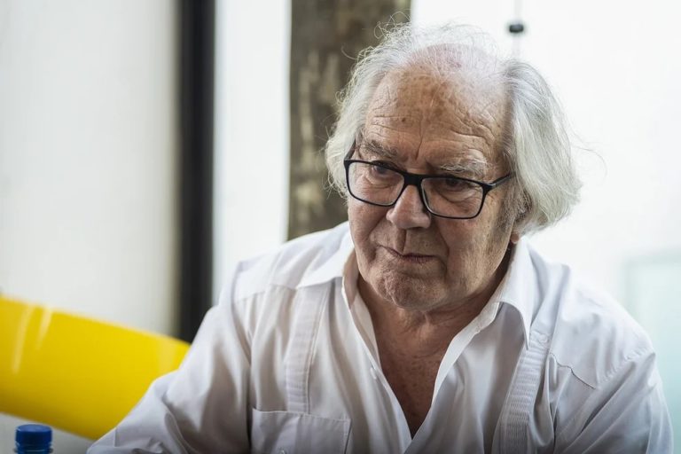Adolfo Pérez Esquivel sufrió una descompensación y permanece internado