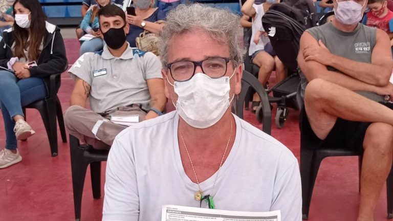 Ignacio Copani contó que se vacunó con Pfizer y generó polémica en las redes: “Sin ir a EEUU y gratis”