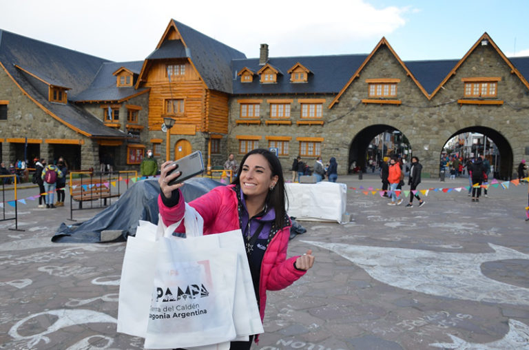 “Espacio Federal Verano 2022”: Difunden el turismo pampeano en Bariloche