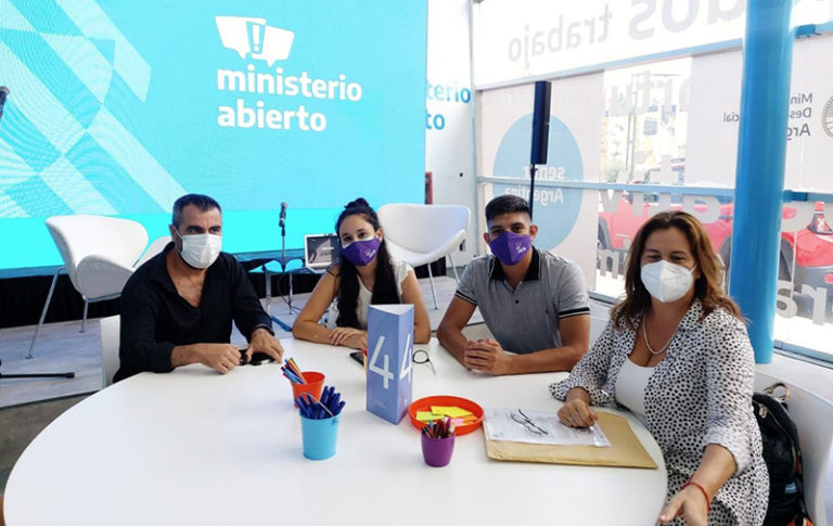 Jóvenes piquenses participaron del primer encuentro de la “Escuela de Facilitadores” en Tecnópolis