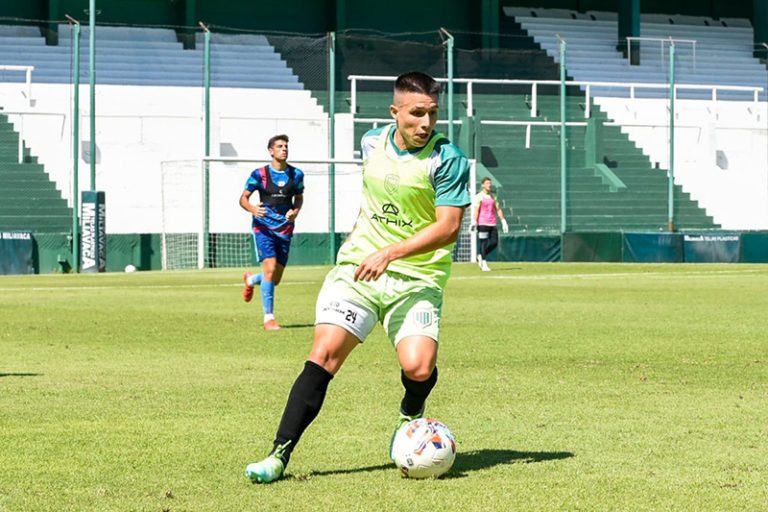 Julián Palacios sumó minutos en el triunfo de Banfield