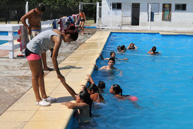 Protocolos y cuidados frente a la ola de calor en el “Pro Vida” de Pichi Huinca y Arata