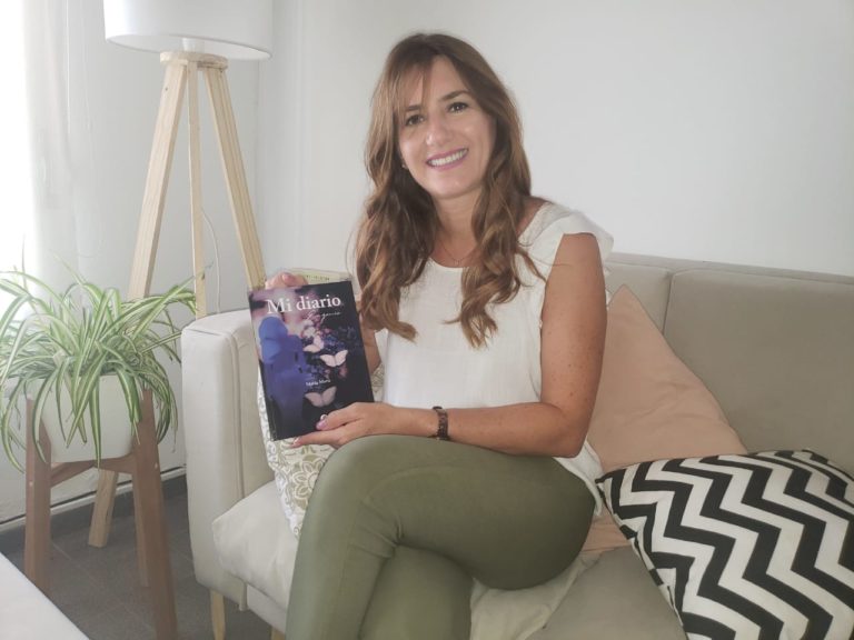 La docente María Mana presentó su nuevo libro “Mi diario Eugenia”: “Es un sueño cumplido”