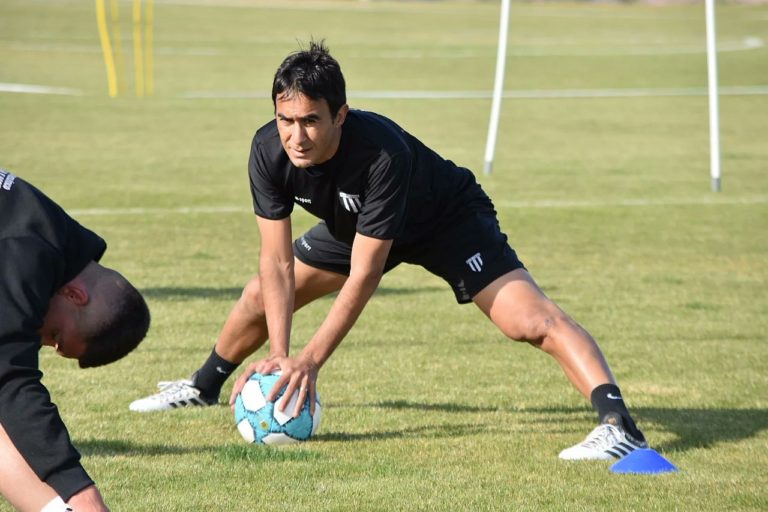 El futbolista piquense, Marcos Gelabert, a horas de definir su futuro: “Entreno todos los días como si estuviese de pretemporada”