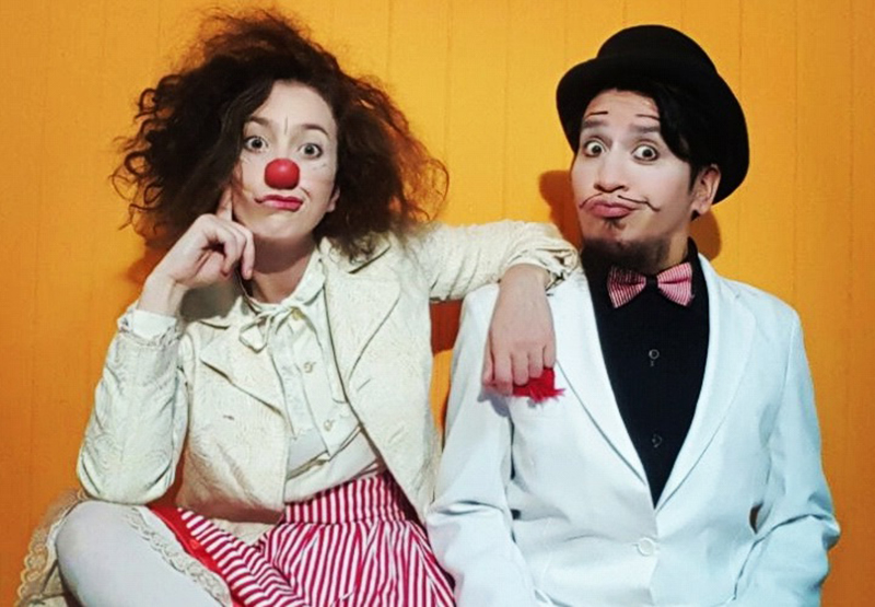 La “Productora de Arte” presenta su show varietté esta noche en el centro cultural “Contraviento”