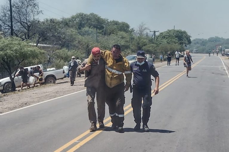 Incendio: Detuvieron a dos personas por iniciar el fuego en San Marcos Sierras