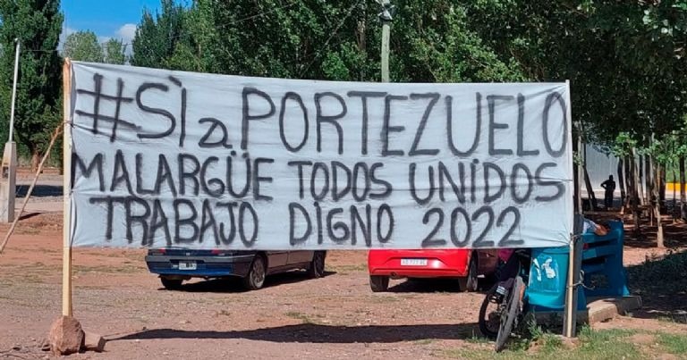Realizan un corte en Ruta 40 a la altura de Malargüe en contra de la postergación de Portezuelo del Viento: “Este es el fracaso más grande del diálogo”