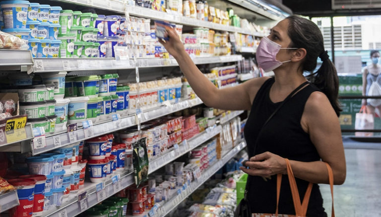 La inflación de julio fue de 7,4%, la cifra mensual más alta de los últimos 20 años