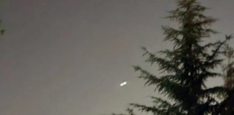 Una hilera de luces iluminó el cielo en algunas provincias y estallaron las redes