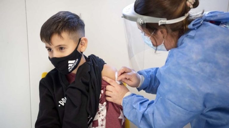 La ANMAT aprobó la vacuna de Pfizer para niños de entre 5 y 11 años
