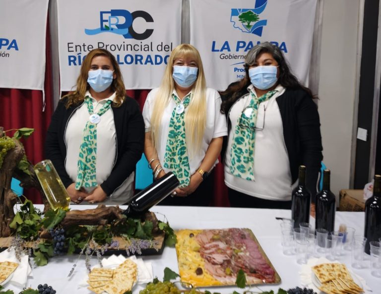 Degustación de vinos pampeanos en South American Rally Race