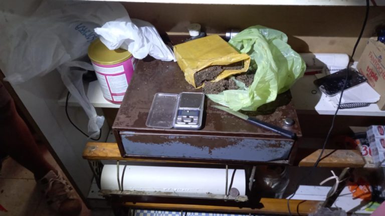 Desbaratan boca de expendio de droga en Santa Rosa: Detuvieron a una persona y secuestraron cocaína y marihuana