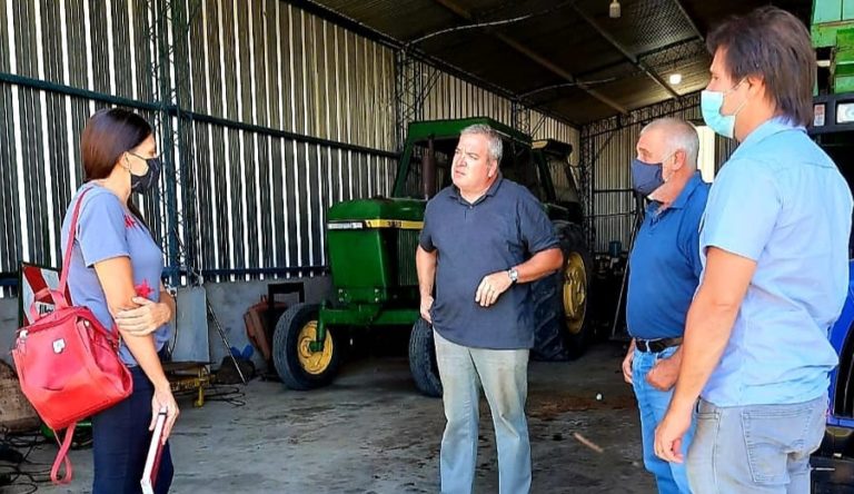 Autoridades provinciales recorrieron empresas y destacaron proyectos en Metileo