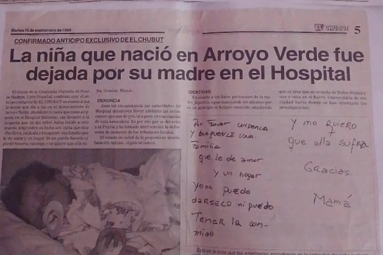Al morir, su mamá adoptiva le dejó recortes de diarios con su verdadera historia y desató una búsqueda que se hizo viral