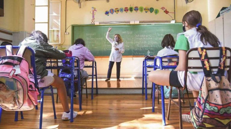 Empezar la primaria tras 2 años de pandemia: expertos advierten sobre las dificultades de los nenes