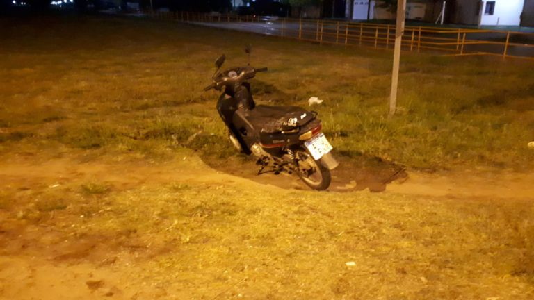 Joven resultó con lesiones en el rostro luego de accidentarse en la Avenida Circunvalación