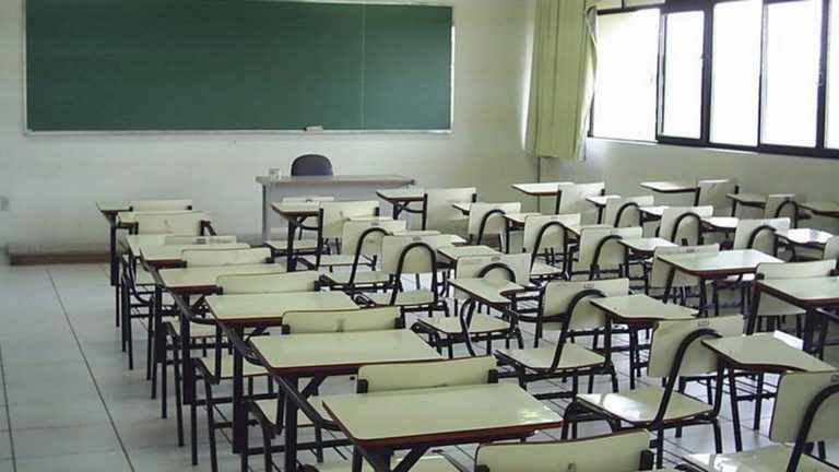 Aulas vacías y un fuerte mensaje de UTELPa en el paro docente pampeano: “Aunque las aulas estén vacías, estamos enseñando”