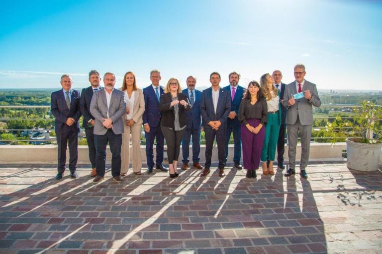 El ministro Sappa representó a La Pampa en la reunión del Foro Patagónico en Neuquén