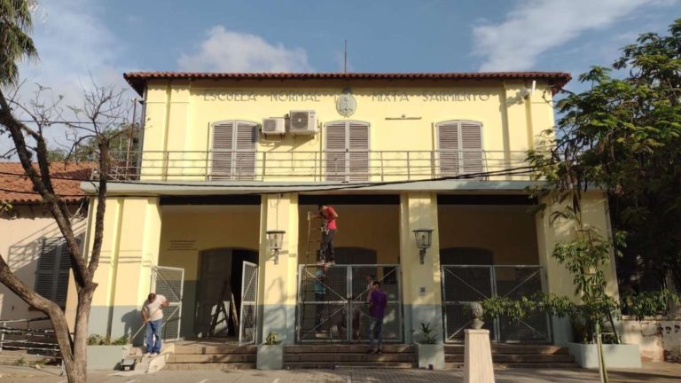 Chaco: alumnos de un colegio planeaban violar a una compañera, matarla y tirar el cuerpo a una zanja