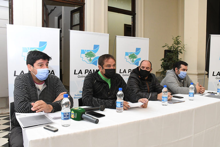 Presentaron el programa “-1000 + Deportes” que tendrá lugar este fin de semana en 42 localidades de La Pampa