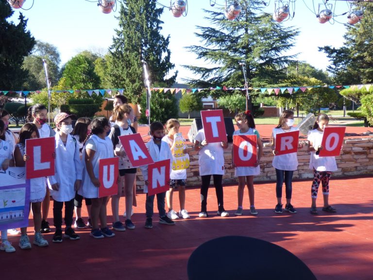 Luan Toro festejó sus 114 años de vida