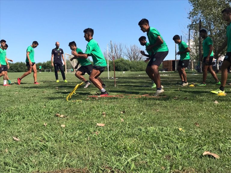 Federal “A”: Ferro juega el sábado y suma una nueva incorporación