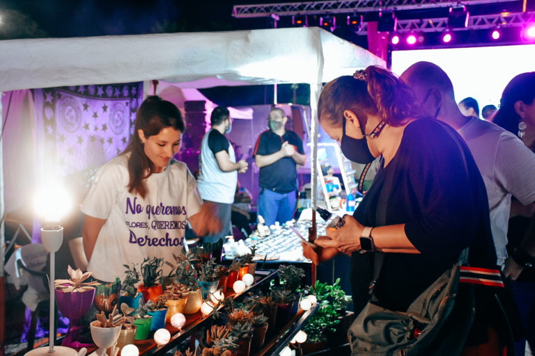 Exitosa “Feria de la Mujer” en el playón del ferrocarril: “Fue una gran tarde con muchas propuestas”