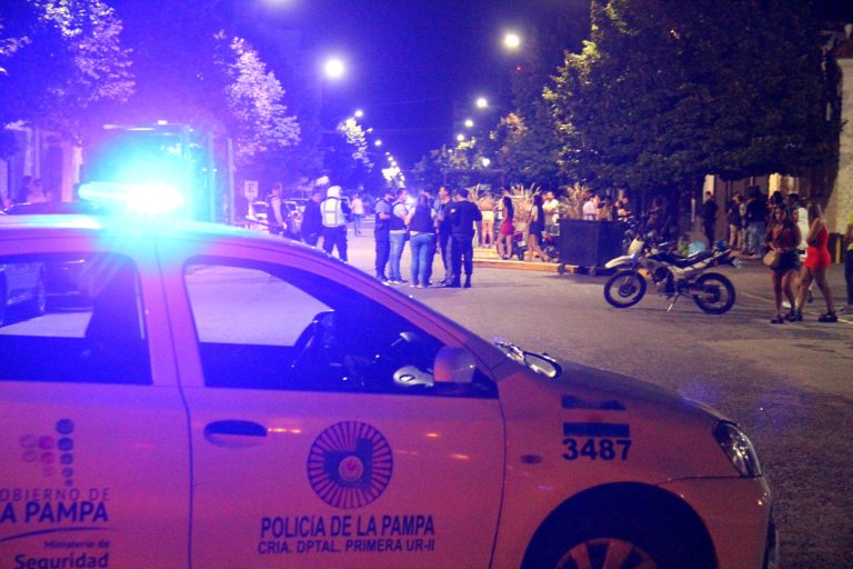 Comerciantes analizan implementar detectores de metales para el ingreso a los locales nocturnos: Habrá un adicional policial y “puede aplicarse el derecho de admisión”
