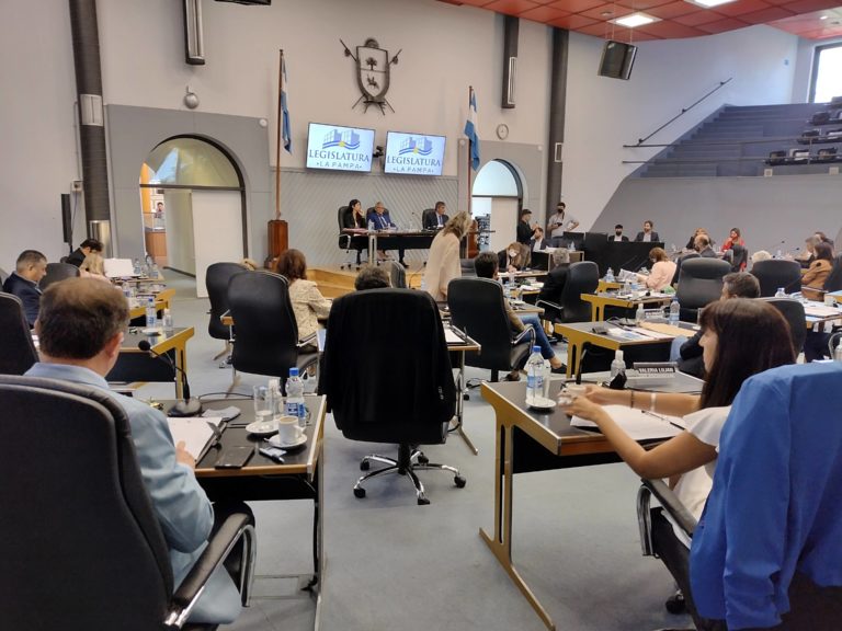 Diputados aprobaron proyectos para que la documentación oficial lleve este año la leyenda “2022 – Las Malvinas son Argentinas”