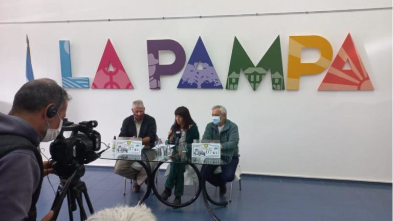 Presentaron el “VII Encuentro de Autos Antiguos” que se realizará en La Pampa
