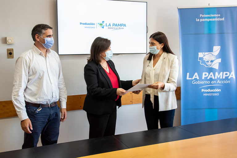 Asumió la nueva subsecretaria de Industria, Comercio y PyMEs de La Pampa