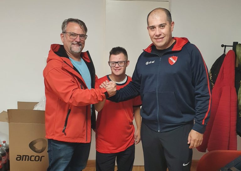 ¡Excelente iniciativa!: Gaspar Espada formará parte del staff de profesores de básquet del club Sportivo Independiente