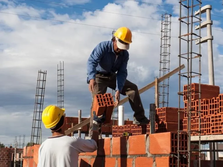 La venta de materiales de la construcción cayeron un 17,4% en diciembre y un promedio del 7,9% con respecto al 2022