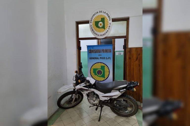 Robo de moto, persecución y demora de dos menores involucrados en el hecho