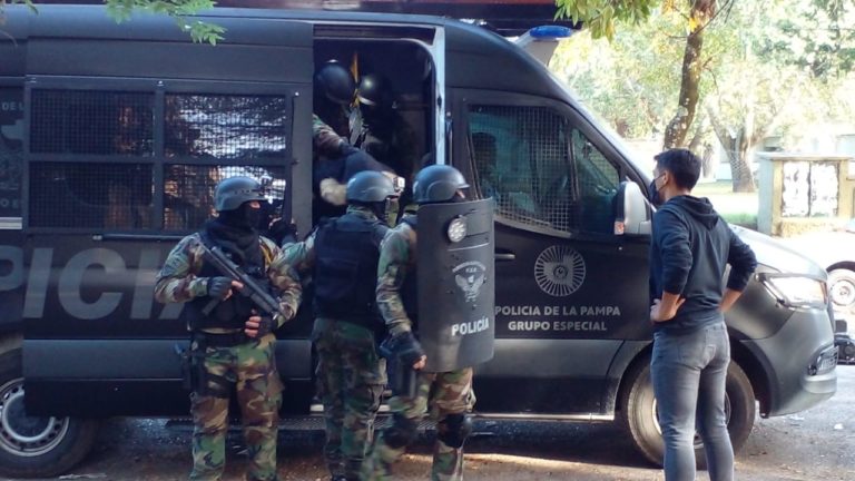 Con una inversión de más de $ 27 millones, el Ministerio de Seguridad compró municiones y granadas para la Policía de La Pampa