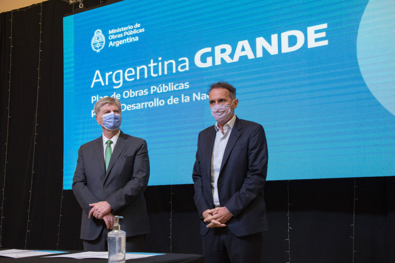 El ministro de Obras Públicas de Nación y el Gobernador de La Pampa firmaron contratos y actas de financiamiento para obras por más de $5.000 millones