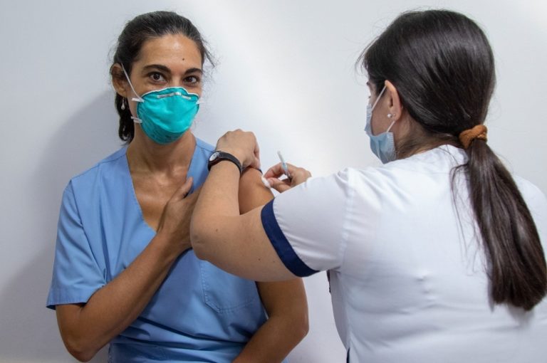 COVID-19: Se aplicaron más de 8 mil dosis durante la semana en La Pampa