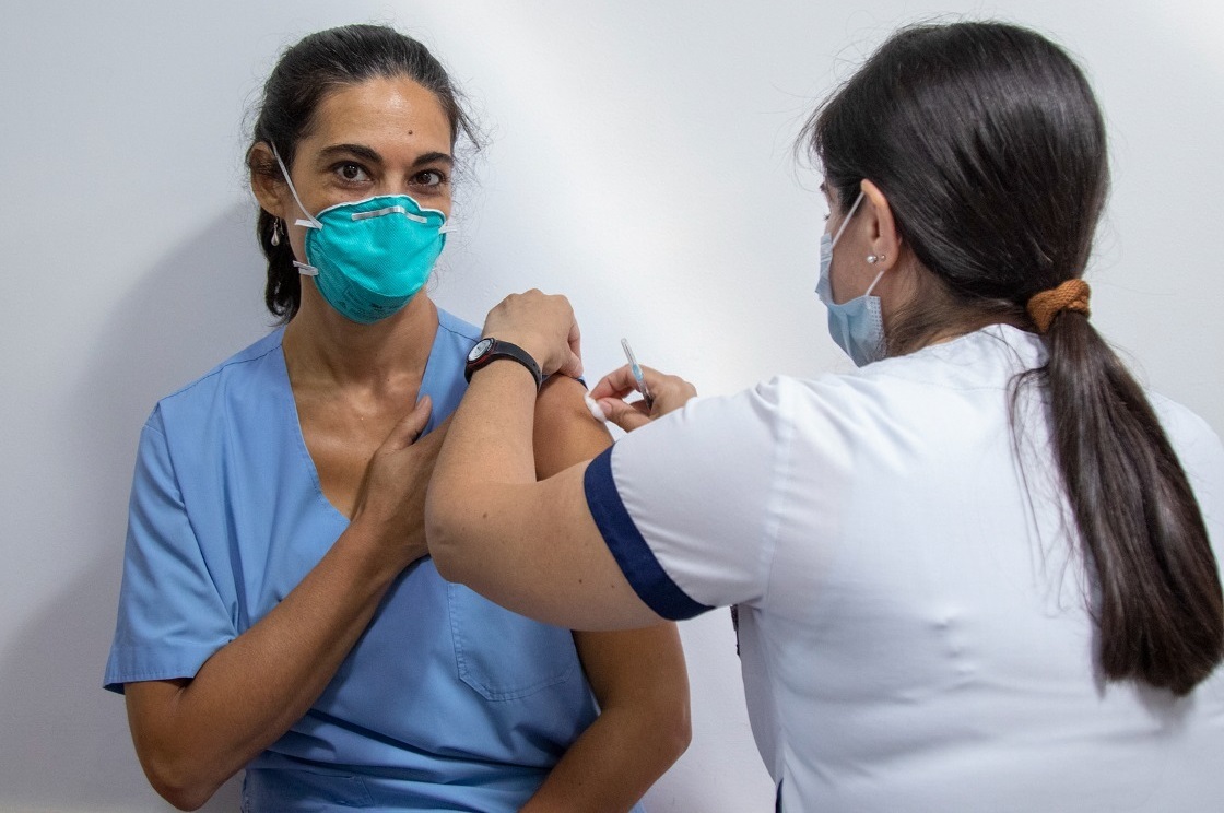 Este miércoles empiezan a aplicar el segundo refuerzo contra el COVID-19 en La Pampa: ¿Quiénes deben vacunarse?