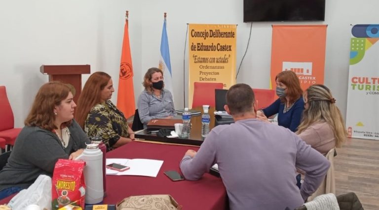 El programa “Emprender La Pampa” pasó por Luiggi, Castex y Alvear
