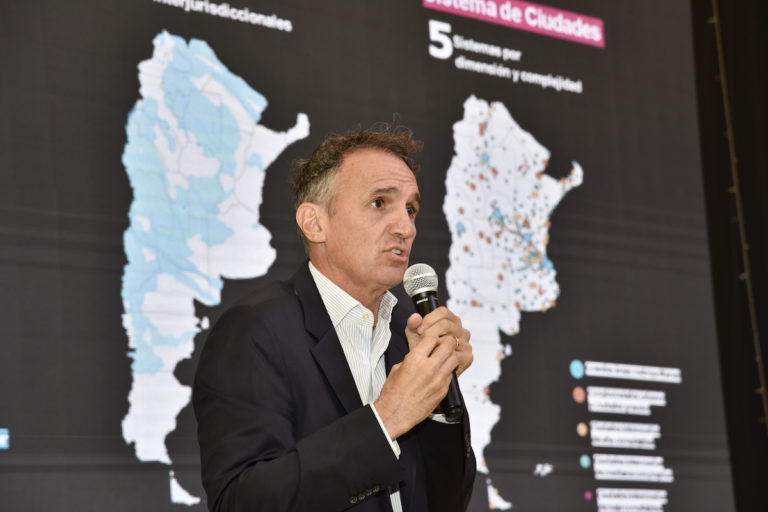 Mirá el detalle de las obras por las cuales se firmaron contratos y actas de financiamiento en La Pampa