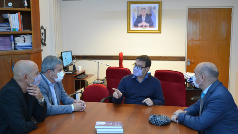 El Ministerio de Educación dio detalles del trabajo que realizan con las escuelas hogares
