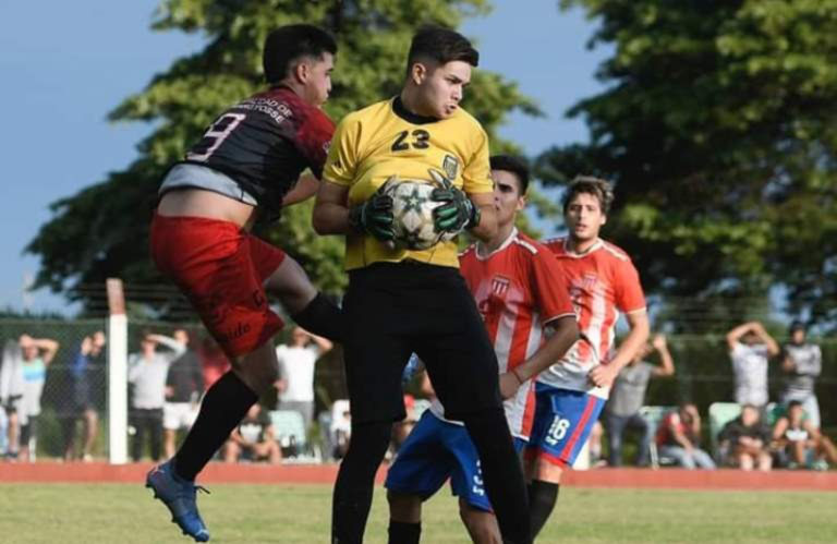 El arquero cordobés Ariel Rattero es nuevo refuerzo de Costa Brava
