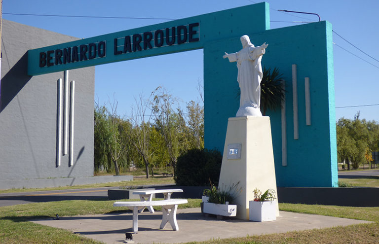 ¡Bernardo Larroudé celebra un emotivo nuevo aniversario!