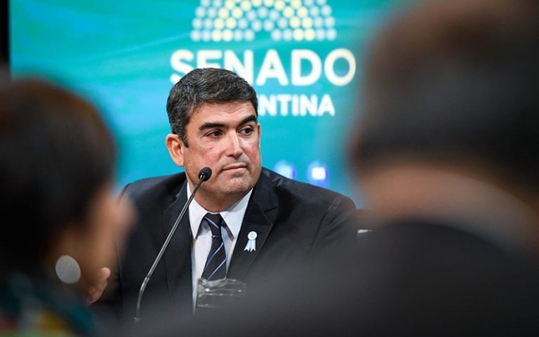 Bensusán y las internas: “uno no es ajeno a los ruidos que se producen entre el presidente y la vicepresidenta”