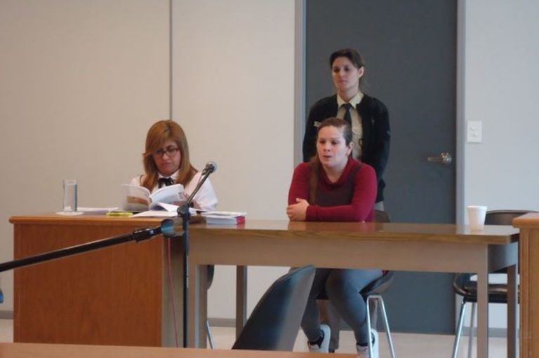Nueva sentencia con perspectiva de género: revocaron la sentencia a prisión de mujer que mató a su expareja en La Pampa y ahora quedó en libertad