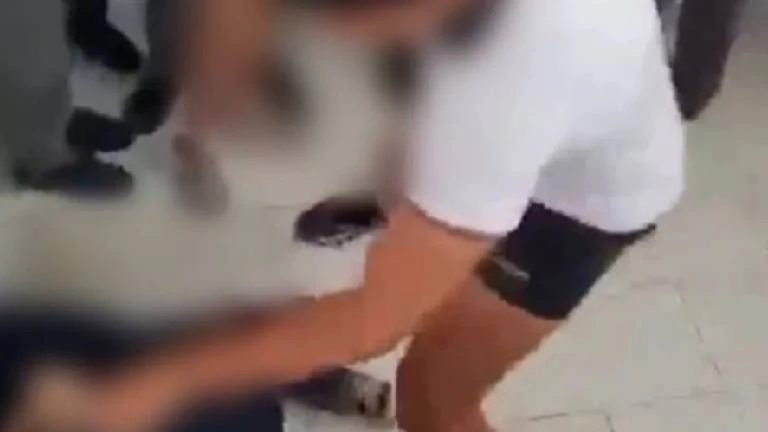 Conmoción en Salta: seis estudiantes violaron y amenazaron a un compañero con retraso madurativo en el baño del colegio