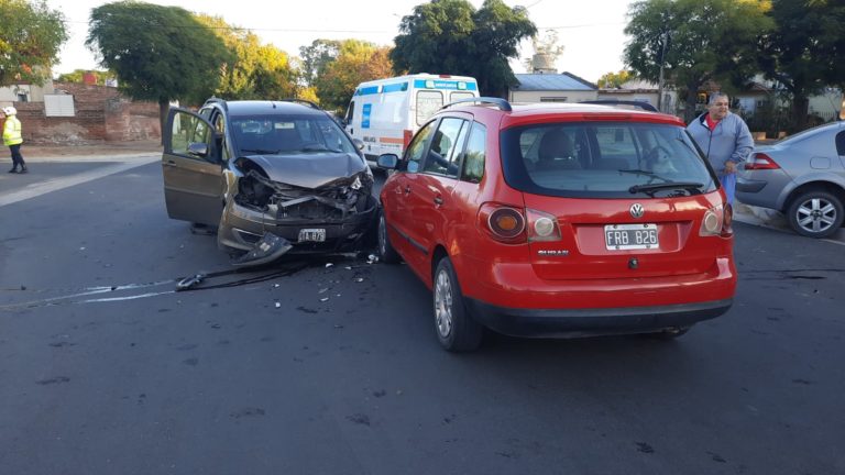 Triple choque en pleno barrio Don Bosco