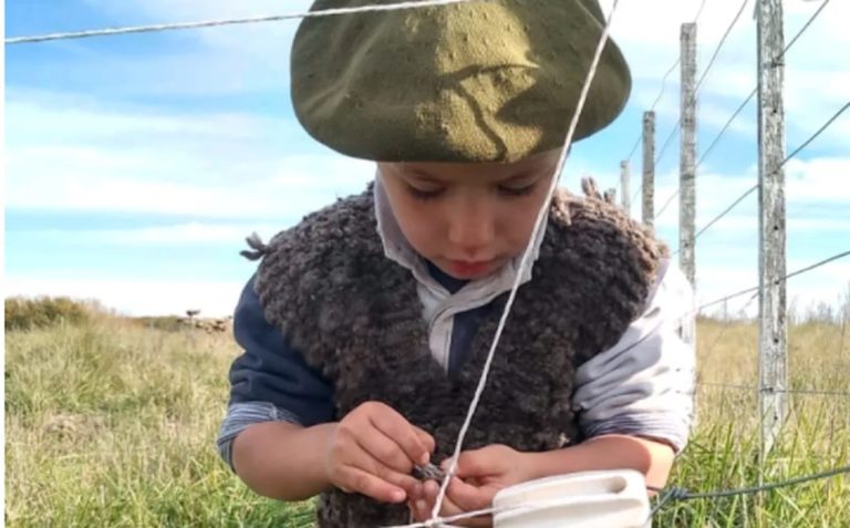 Tandil: tiene 5 años y ya sobresale en un oficio que viene desde su abuelo